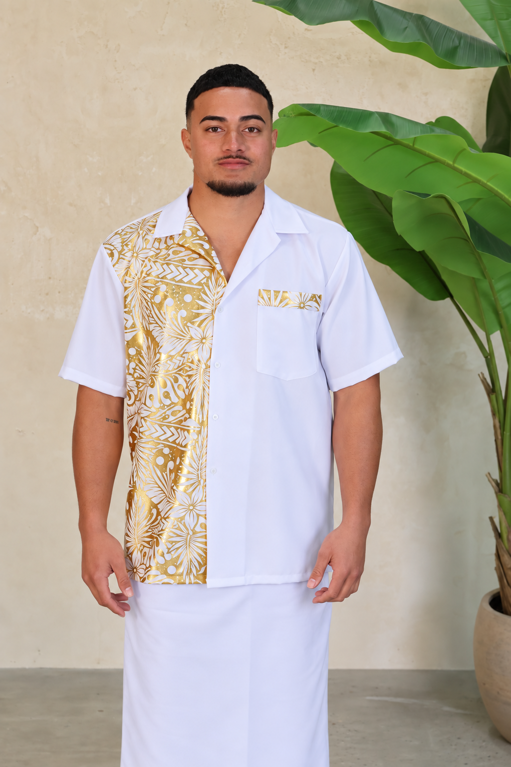 Polynesian Fashion Men's Gold Short Sleeve Shirt