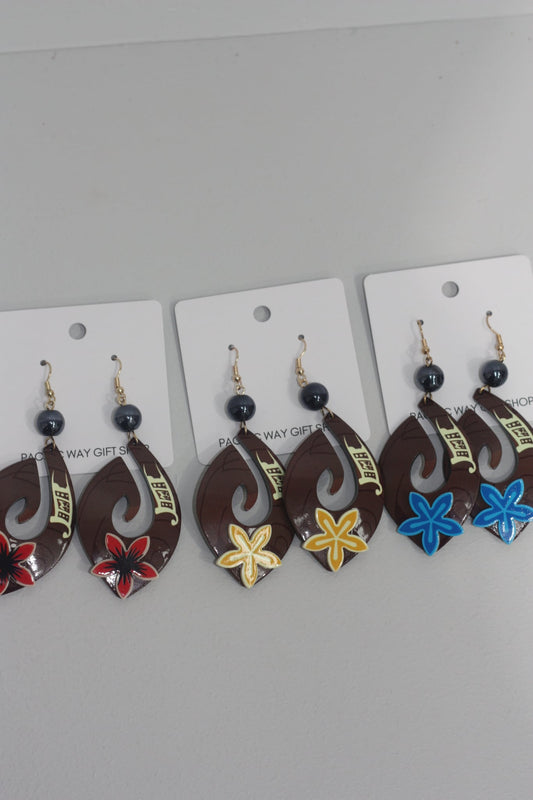 Mona Pearl Elei Earrings
