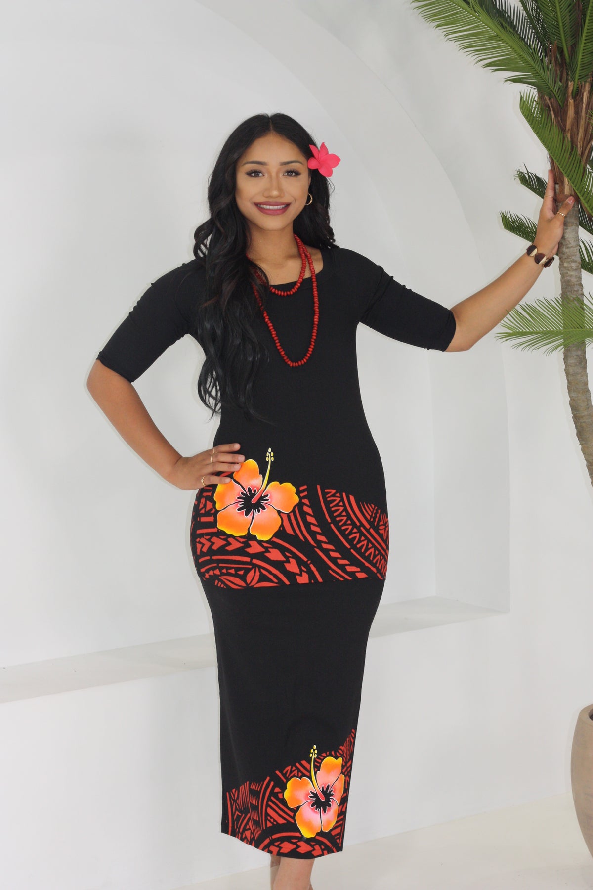 Cece's Hibiscus Black and Red Elei Puletasi
