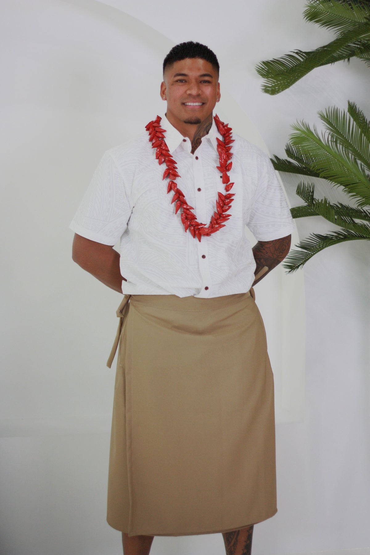 Iefaitaga-Sulu Men's Khaki Beige