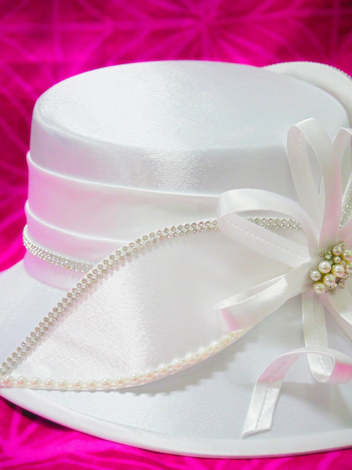 Church Hat- Pulou Lotu Pearled Diamond White